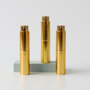 Egyedi színű, hordozható 10 ml-es permetező flakon mini parfümporlasztó újratölthető