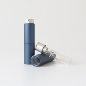 Casadh só suas dath dubh 15ml chumhrán alúmanam atomizer póca sanitizer láimhe spraeála atomizer in-athlíonta