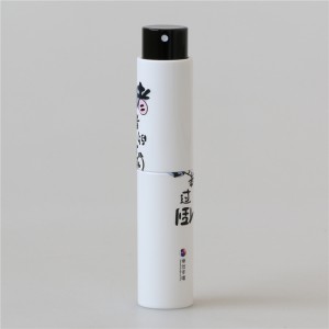Atomizzatore da viaggio in plastica da 10 ml OEM/ODM ricaricabile