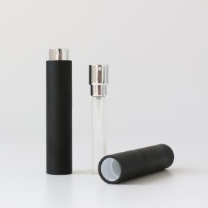 Мат црна 10ml 8ml мини алуминиумско стаклено шише со спреј за уста фабрички